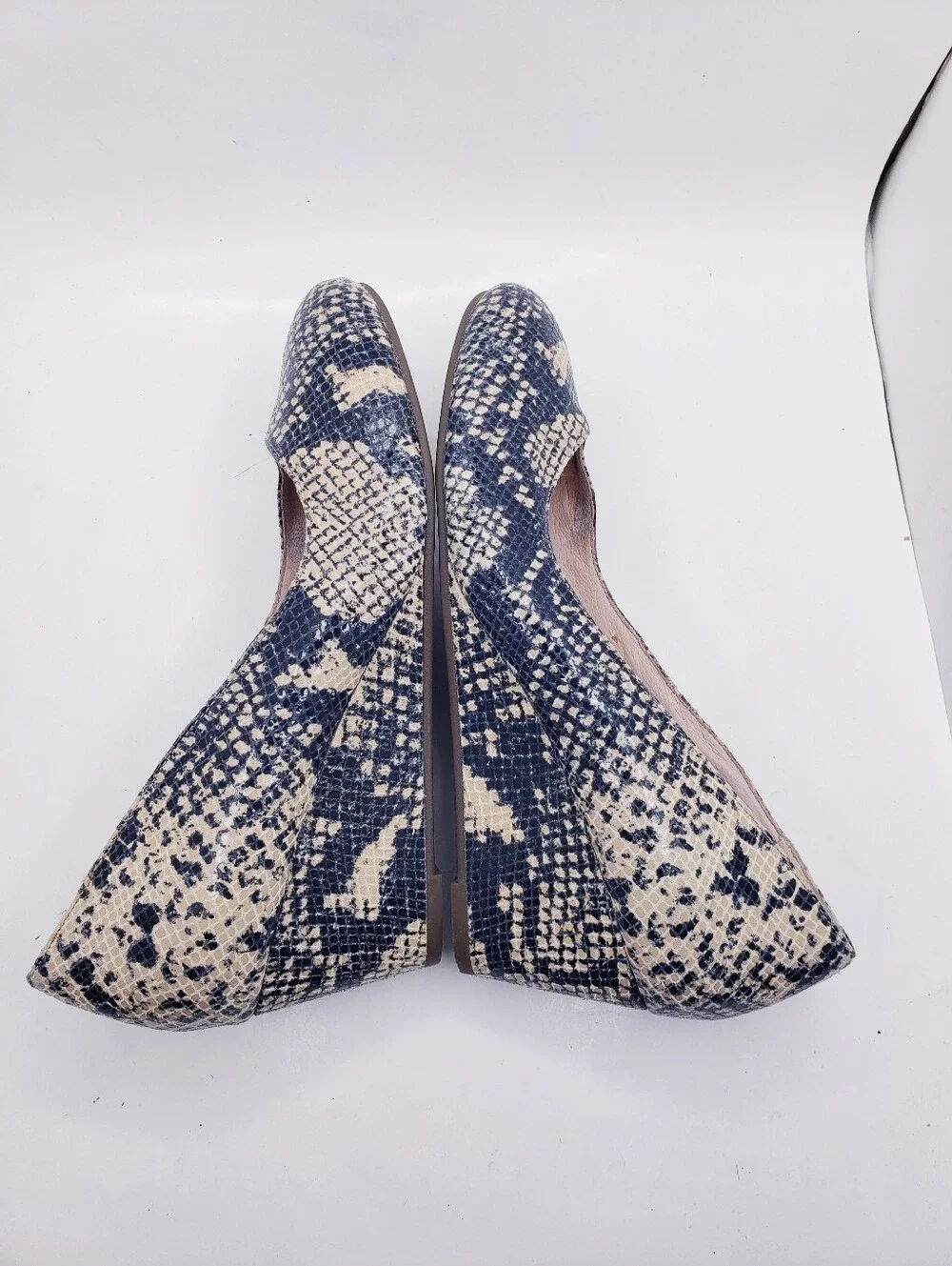 Vionic antonia snakeskin
